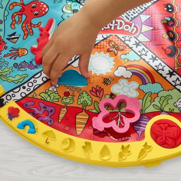 Набор для творчества Play-Doh Fold & Go Playmat Starter Set с пластилином с складным ковриком УЦЕНКА F9143 фото